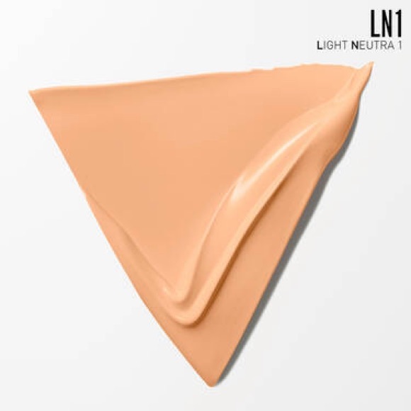 NEW Valentino Go Cushion Foundation SPF31/PA++ Shade LN1 - Picture 2 of 13